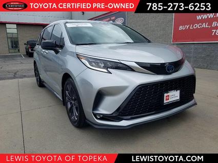 2022 Toyota Sienna Topeka KS