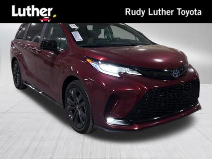 2025 Toyota Sienna Minneapolis MN