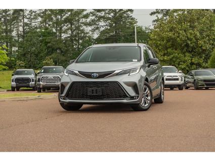 2023 Toyota Sienna Hernando MS