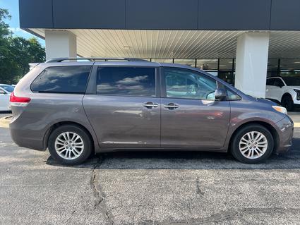 2013 Toyota Sienna Carbondale IL