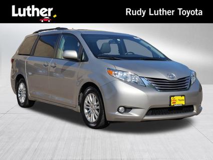 2015 Toyota Sienna Minneapolis MN