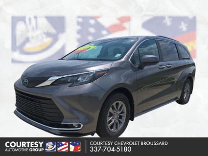 2024 Toyota Sienna Broussard LA