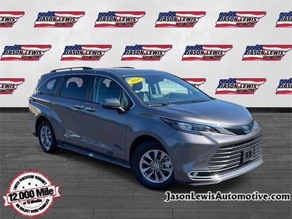 2024 Toyota Sienna Sparta TN