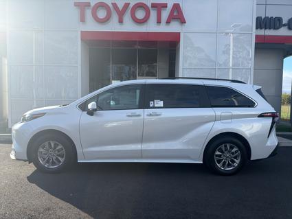 2026 Toyota Sienna Eureka CA