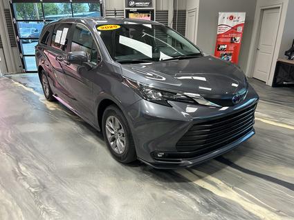 2025 Toyota Sienna Milford OH