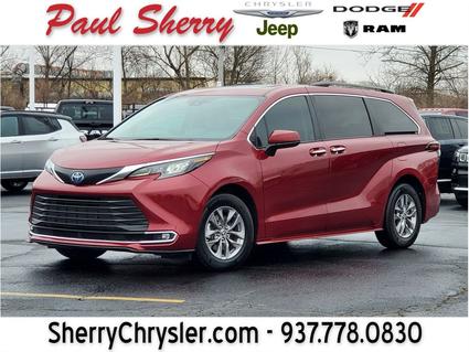 2024 Toyota Sienna Piqua OH