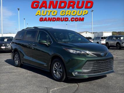 2021 Toyota Sienna Green Bay WI