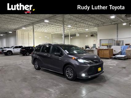 2024 Toyota Sienna Minneapolis MN