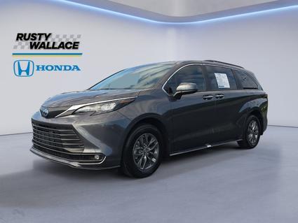 2025 Toyota Sienna Knoxville TN