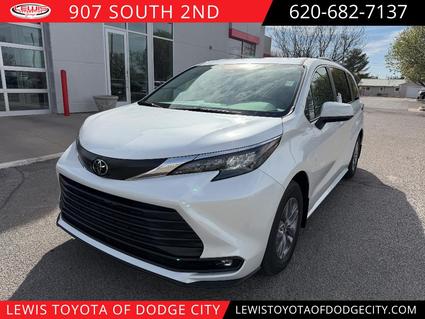 2026 Toyota Sienna Dodge City KS