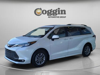 2025 Toyota Sienna Jacksonville FL