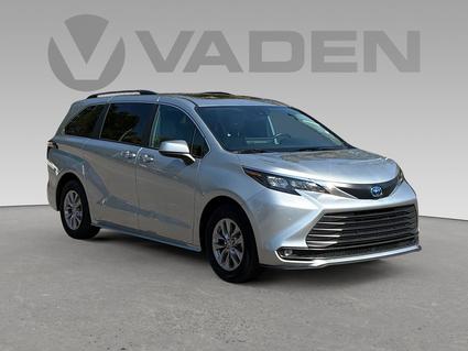 2025 Toyota Sienna Savannah GA