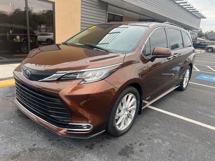 2021 Toyota Sienna Waycross GA
