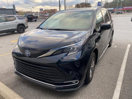 2024 Toyota Sienna Newberry SC