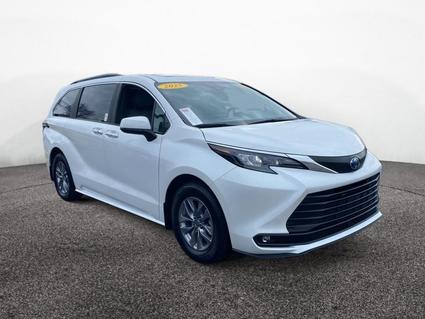 2025 Toyota Sienna Florence SC