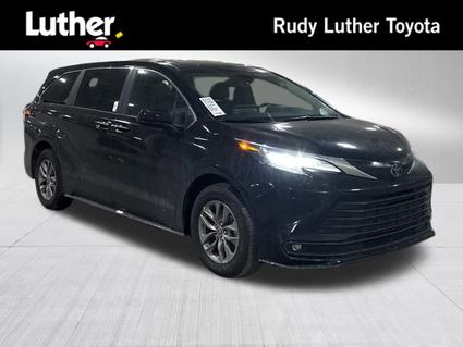 2025 Toyota Sienna Minneapolis MN