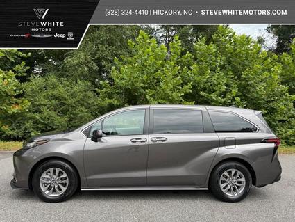2022 Toyota Sienna Newton NC