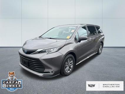 2022 Toyota Sienna  