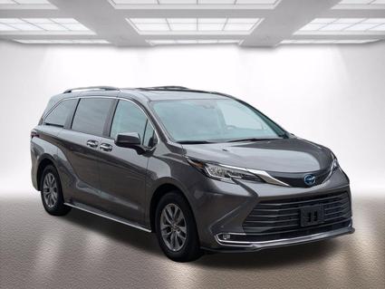 2023 Toyota Sienna Manchester CT