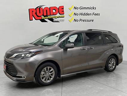 2024 Toyota Sienna Hazel Green WI