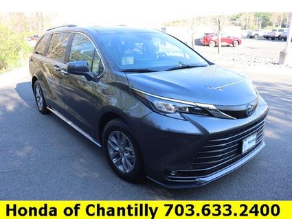 2025 Toyota Sienna Chantilly VA