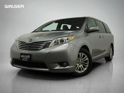 2017 Toyota Sienna Minneapolis MN