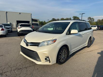 2018 Toyota Sienna Saltillo MS
