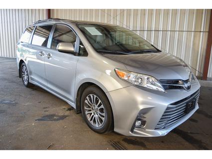 2018 Toyota Sienna Manhattan KS