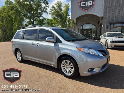 2017 Toyota Sienna Madison MS
