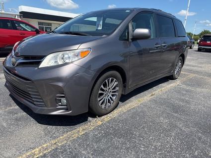 2018 Toyota Sienna Carbondale IL