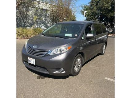 2017 Toyota Sienna Eureka CA