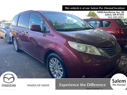 2017 Toyota Sienna Salem OR