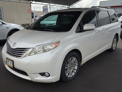 2017 Toyota Sienna Hilo HI