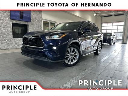 2021 Toyota Highlander Hernando MS