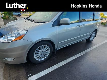 2009 Toyota Sienna Hopkins MN