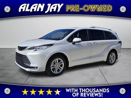 2024 Toyota Sienna Sebring FL