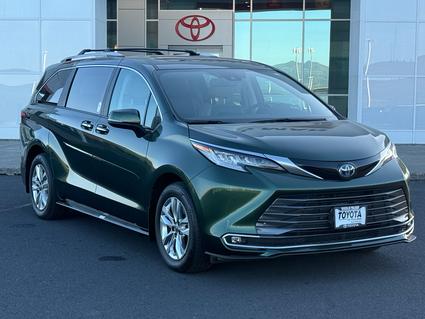 2023 Toyota Sienna Pullman WA