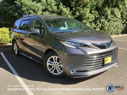 2023 Toyota Sienna Vero Beach FL