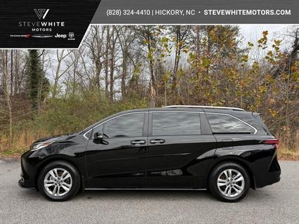2023 Toyota Sienna Newton NC