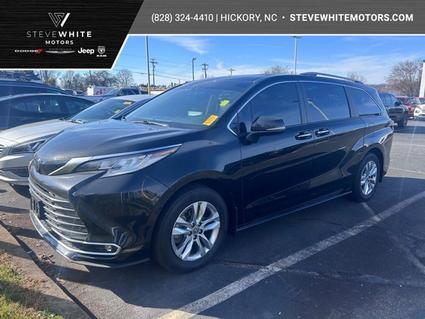2023 Toyota Sienna Newton NC