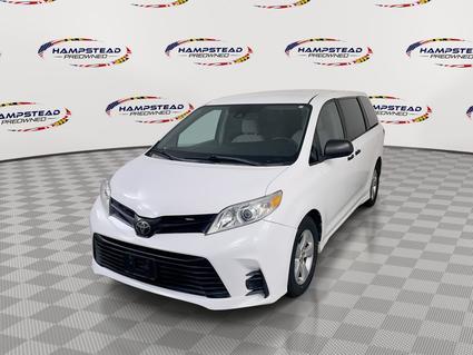 2018 Toyota Sienna Hampstead MD