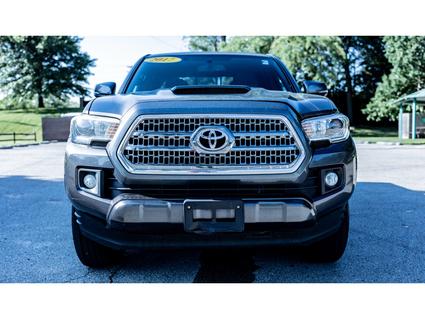 2017 Toyota Tacoma Merriam KS