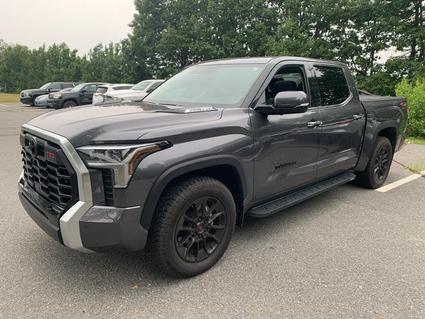 2022 Toyota Tundra Hybrid Cliffton Park NY