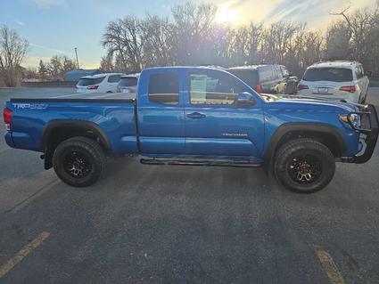 2017 Toyota Tacoma Laurel  MT