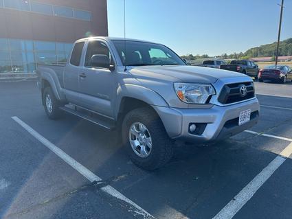 2015 Toyota Tacoma Base V6 (A5) 2015 Toyota Tacoma Farmington MO