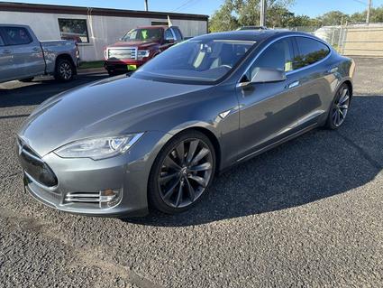 2013 Tesla Model S Bismarck ND