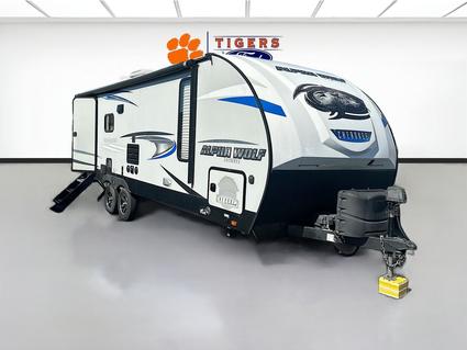 2020 CHEROKEE FOREST RVR ALPHA WOLF Walhalla SC