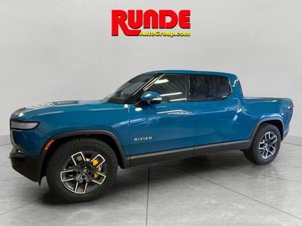 2022 Rivian R1T Hazel Green WI