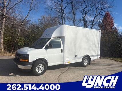 2025 GMC Savana Waterford WI