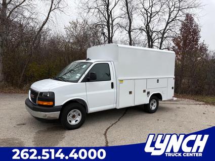 2025 GMC Savana Waterford WI